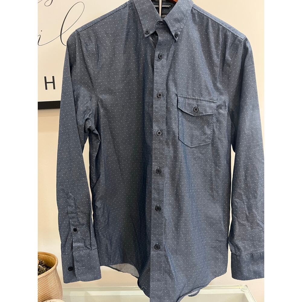 Nordstrom Men’s Shop Dress Shirt – Size Small